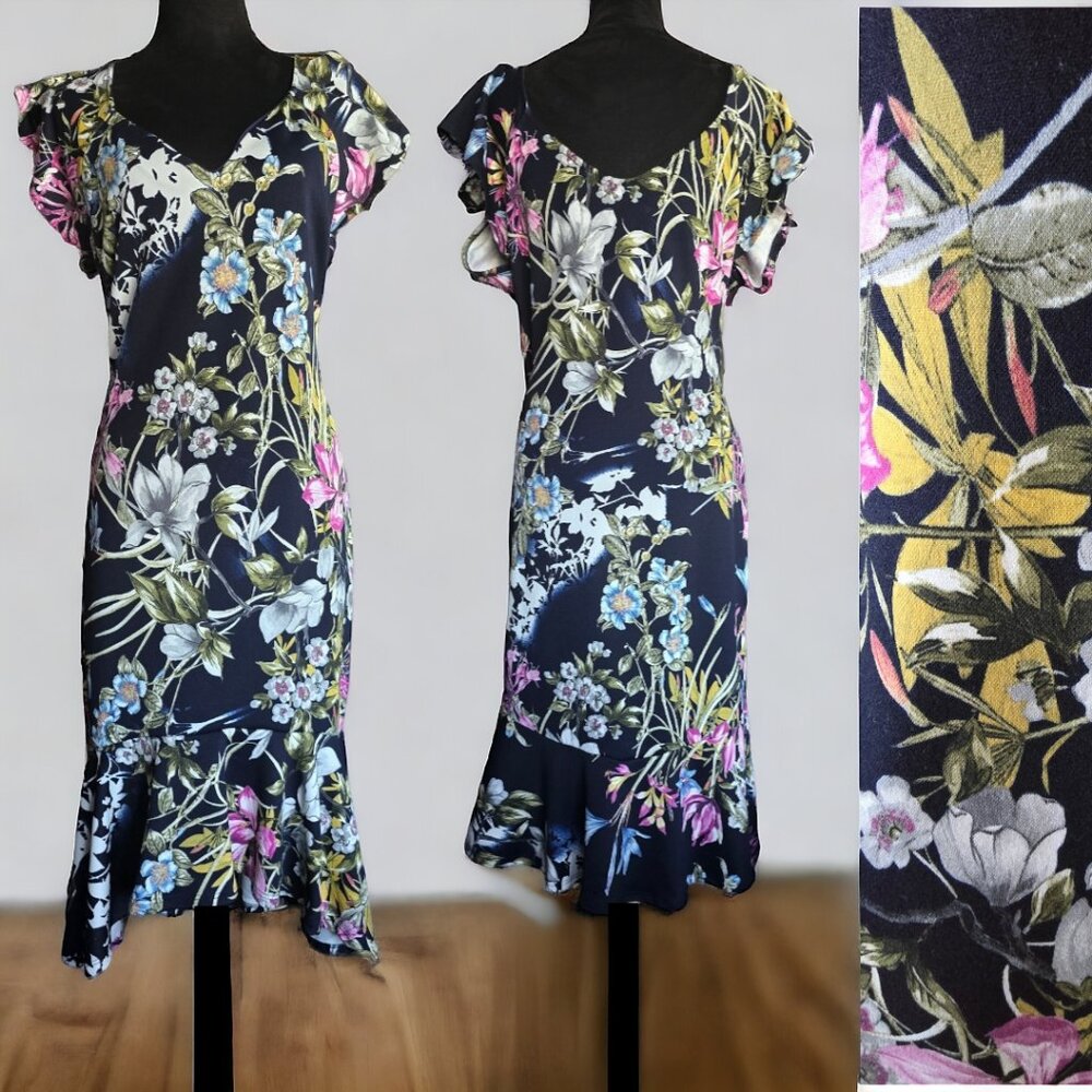 BLUEBELL M/L Floral High/Low Hem Pullover V Neck